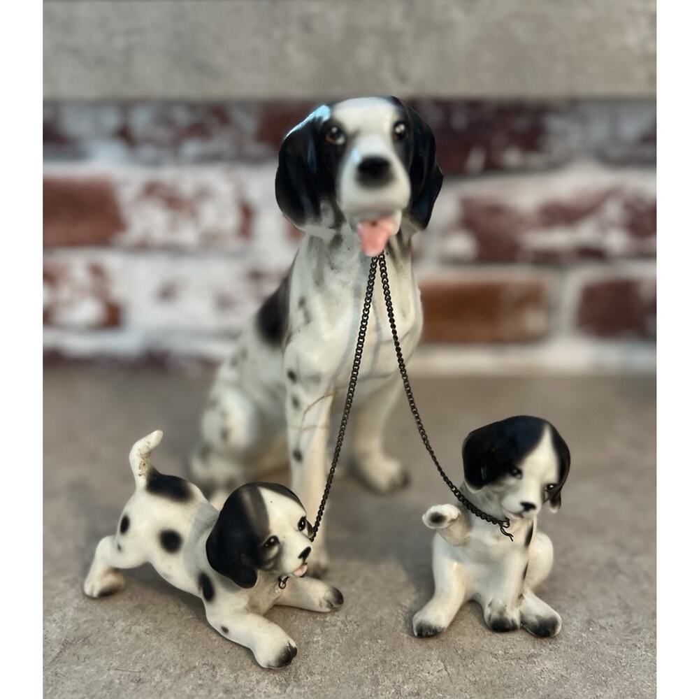 Vintage English Springer Spaniel Mother Dog Puppies W/ On Chain Japan (flaw)